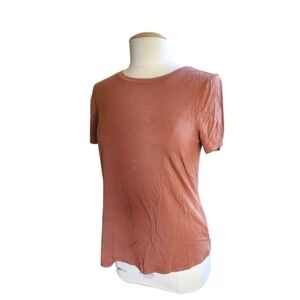 💚 Versona Short Sleeve Tee